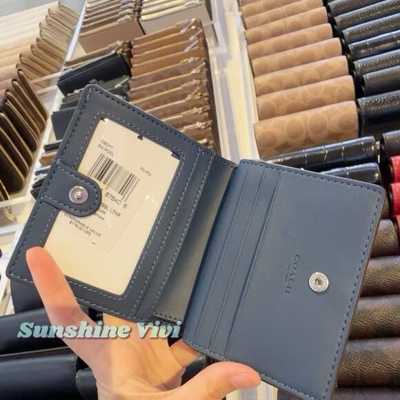 NWT Coach Snap Wallet CBO77 Silver/Pool Shiny Pebble Leather - Picture 4 of 4